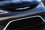 Chrysler Pacifica Hybrid Limited 35th Anniversary 2019 года
